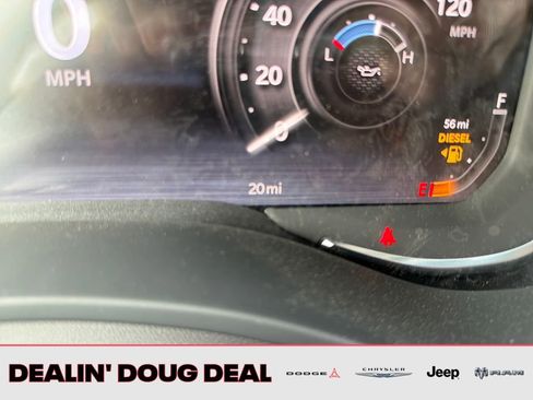 New 2026 RAM 2500 Laramie AWD/4WD image 16