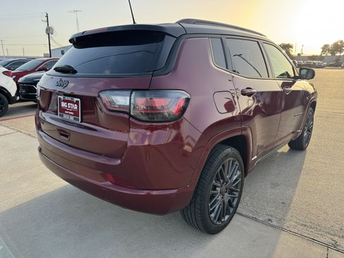 Used 2022 Jeep Compass High Altitude AWD/4WD image 6