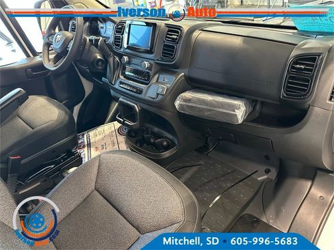 New 2026 RAM ProMaster 3500 w/ Convenience Group image 29