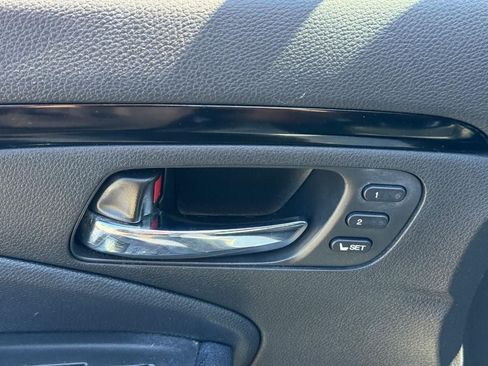 Used 2017 Honda Pilot Touring image 19