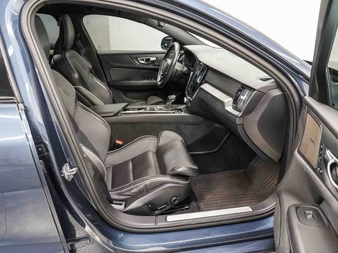 Used 2019 Volvo S60 T5 R-Design FWD image 16