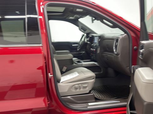 Used 2022 Chevrolet Silverado 1500 LTZ w/ LTZ Premium Package AWD/4WD image 22