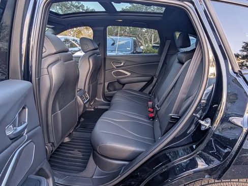 New 2026 Acura RDX SH-AWD image 7
