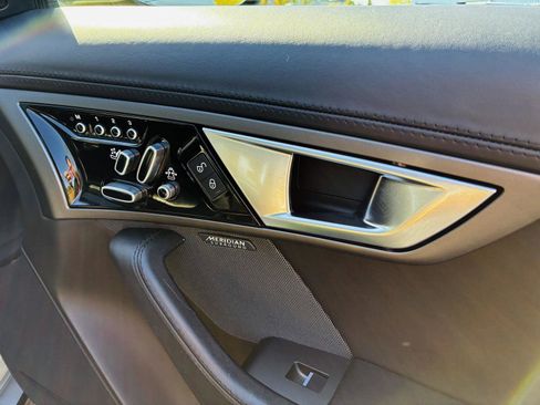 Used 2016 Jaguar F-TYPE S image 38