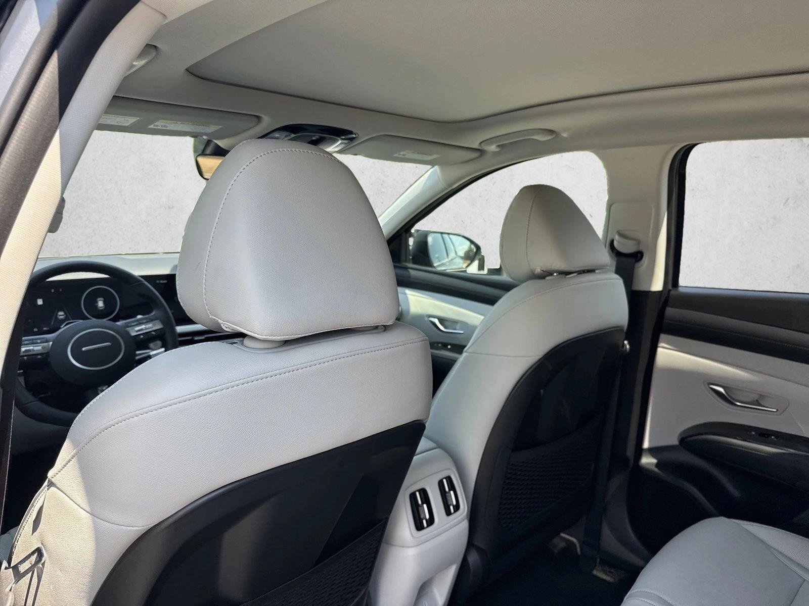New 2026 Hyundai Tucson Limited FWD image 23