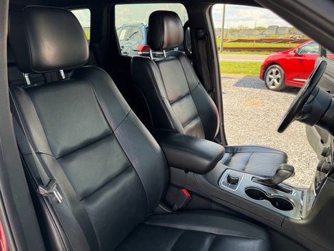 Used 2020 Jeep Grand Cherokee Limited w/ Premium Lighting Group AWD/4WD image 24