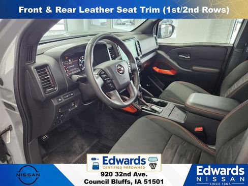 Used 2023 Nissan Frontier PRO-4X w/ Pro Convenience Package AWD/4WD image 16