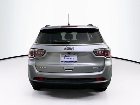 Used 2022 Jeep Compass Latitude w/ Convenience Group AWD/4WD image 6
