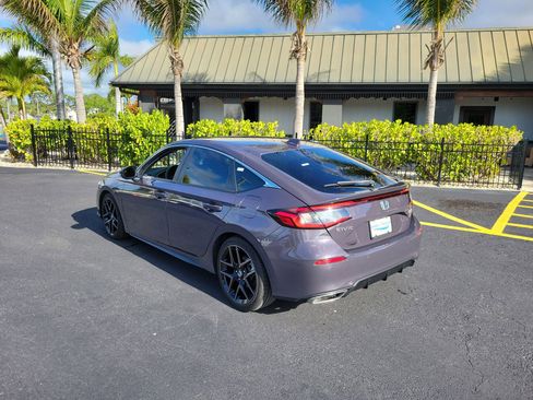 Used 2024 Honda Civic Sport Touring image 8