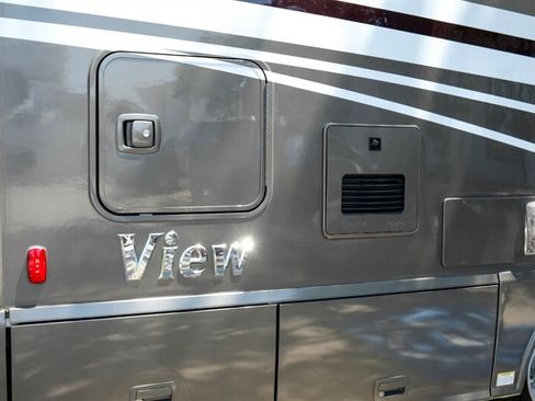 Used 2020 Mercedes-Benz Sprinter 3500 image 59