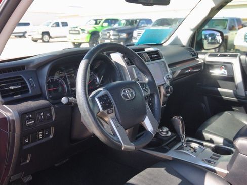 Used 2024 Toyota 4Runner Limited AWD/4WD image 16