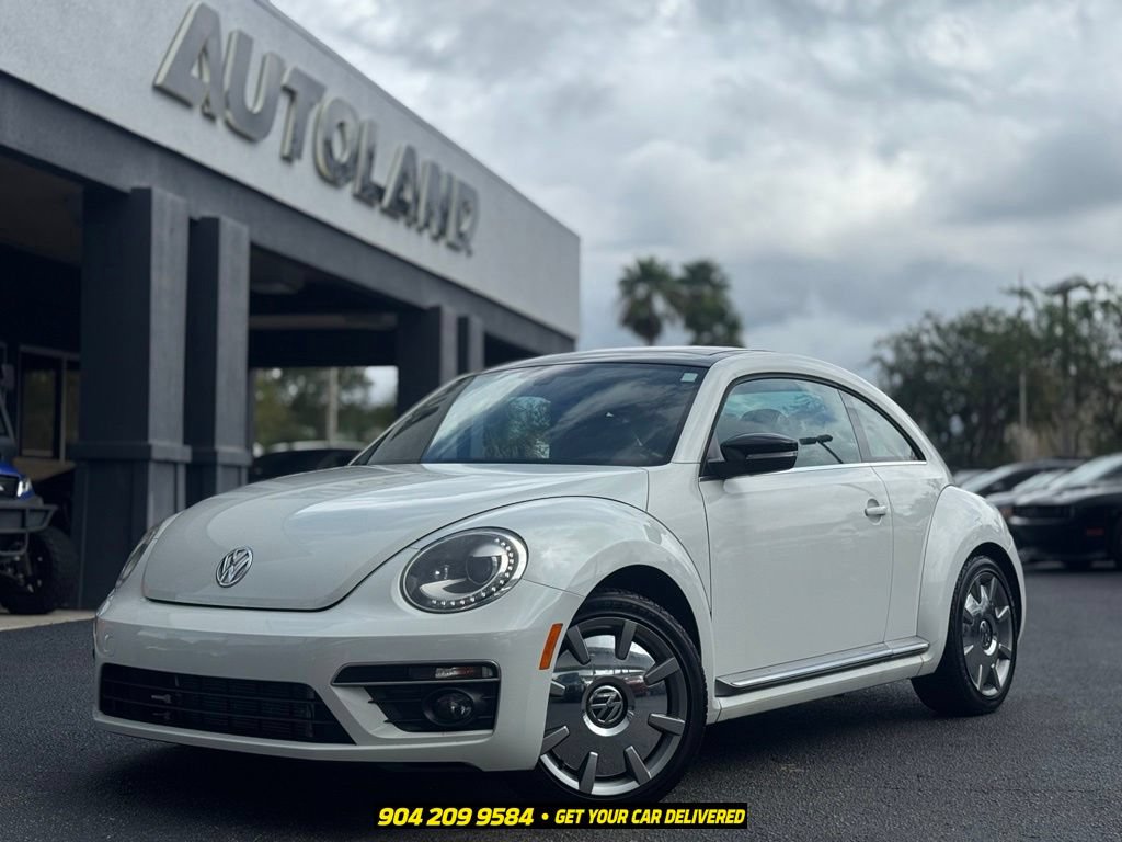 Used 2014 Volkswagen Beetle TDI FWD image 1
