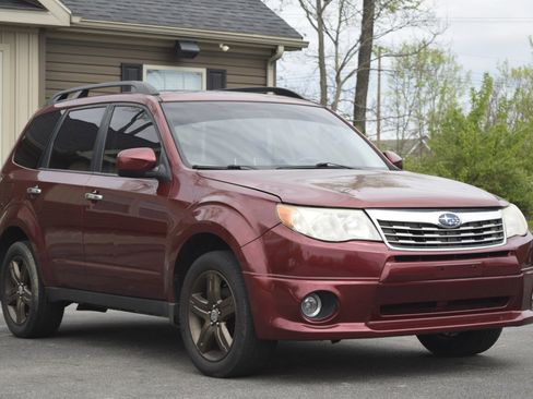 Used 2009 Subaru Forester 2.5X Limited w/ Popular Equipment Group 4A AWD/4WD image 4