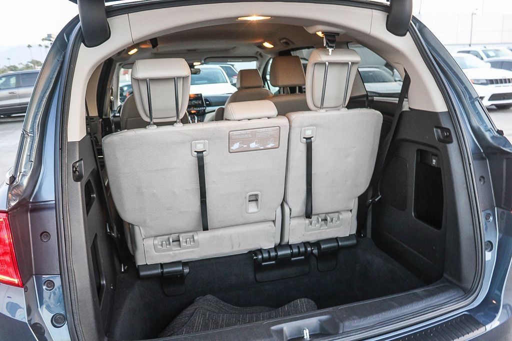 Used 2025 Honda Odyssey EX-L image 27
