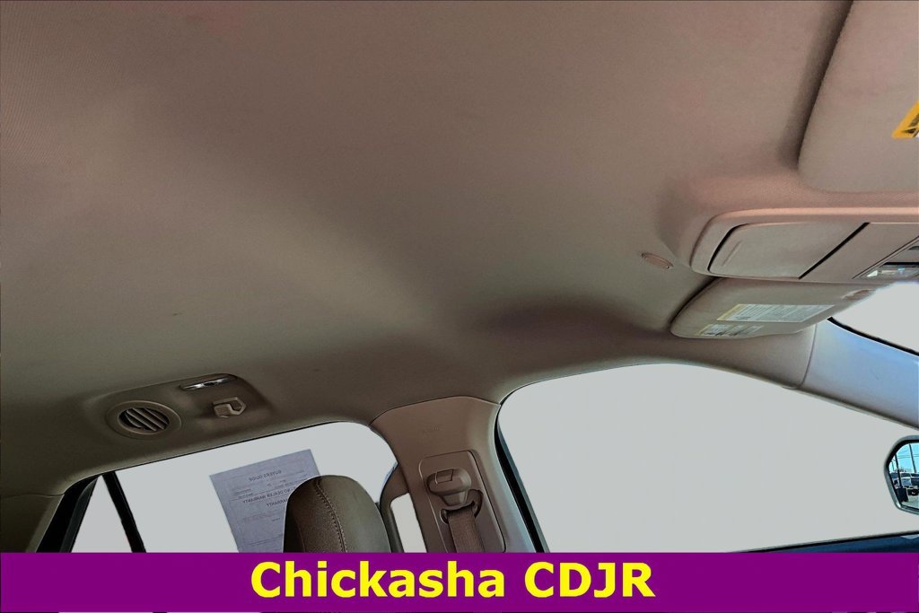 Used 2022 Ford Explorer XLT AWD/4WD image 27