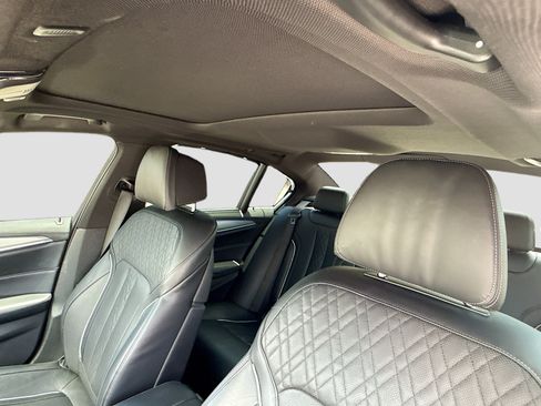 Used 2019 BMW M550i xDrive AWD/4WD image 27