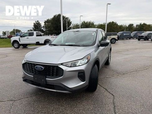 Used 2024 Ford Escape Active AWD/4WD image 5