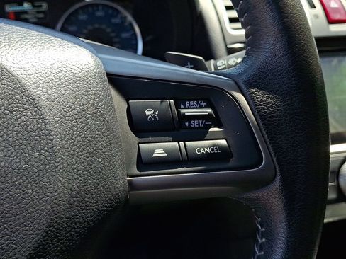 Used 2015 Subaru Crosstrek 2.0i Limited AWD/4WD image 23
