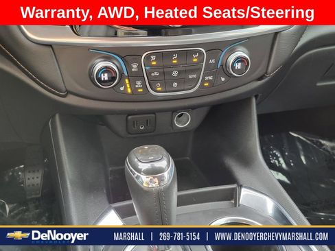 Used 2020 Chevrolet Traverse LT w/ Driver Confidence II Package image 18