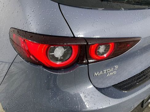 Certified 2025 MAZDA MAZDA3 Hatchback w/Premium Plus Pkg image 22