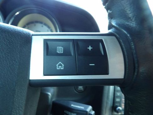 Used 2010 Dodge Challenger R/T RWD image 17