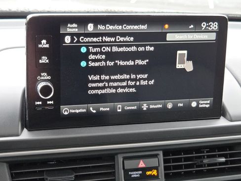 Used 2023 Honda Pilot Elite image 14