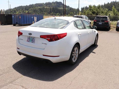 Used 2012 Kia Optima EX FWD image 5
