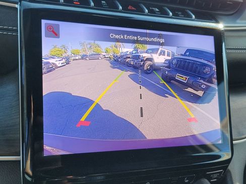 Certified 2024 Jeep Grand Cherokee L Limited w/ Black Appearance Package image 10