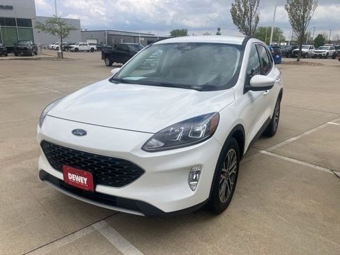 Used 2021 Ford Escape SEL w/ Technology Package FWD image 3