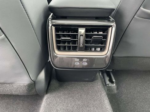 Used 2024 Toyota Crown Limited image 12