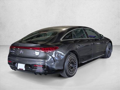 Certified 2022 Mercedes-Benz EQS 580 4MATIC Sedan image 8