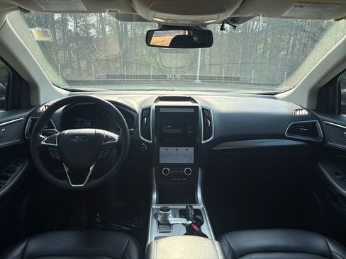 Used 2024 Ford Edge SEL w/ Convenience Package image 15