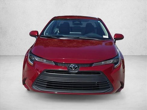 Used 2024 Toyota Corolla LE FWD image 2