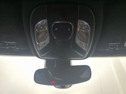 New 2026 Jeep Compass Latitude image 29