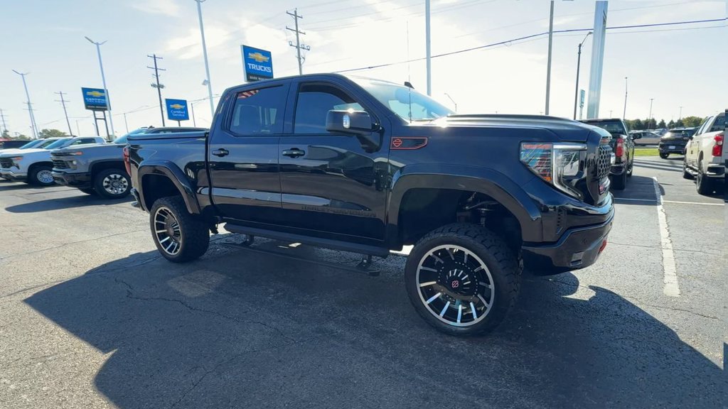 Used 2023 GMC Sierra 1500 AT4 w/ AT4 Premium Package AWD/4WD image 2