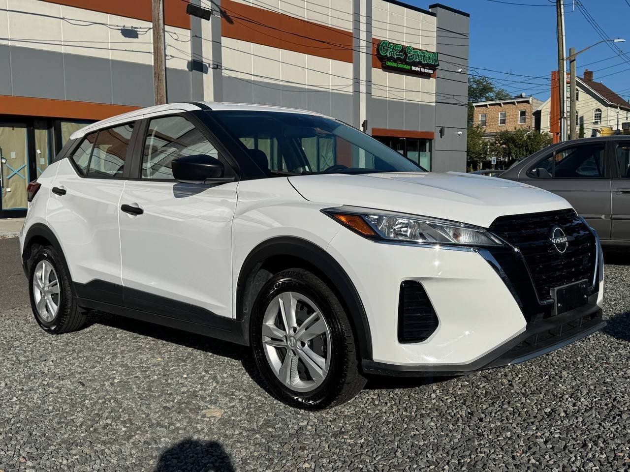 Used 2024 Nissan Kicks S FWD image 3