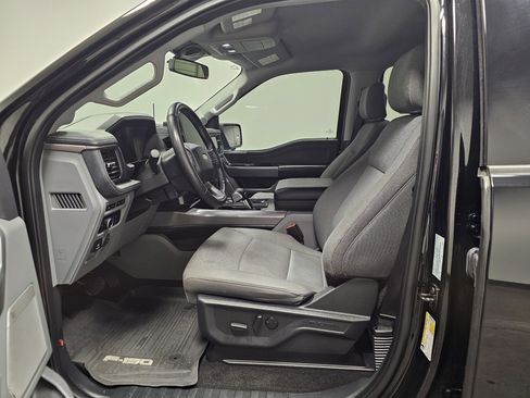 Used 2024 Ford F150 Lightning Flash image 17