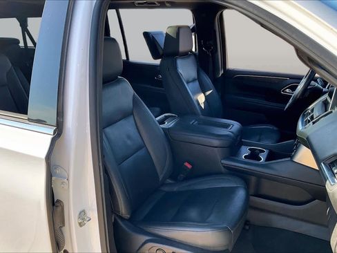 Used 2021 Chevrolet Suburban LT w/ Rear Media and Nav Package AWD/4WD image 10