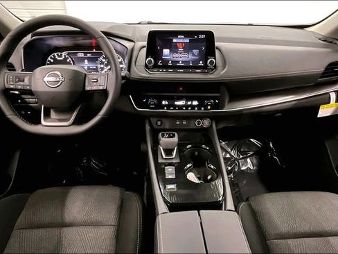 New 2026 Nissan Rogue SV FWD image 6