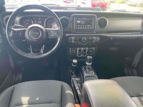 Used 2019 Jeep Wrangler Unlimited Sport S AWD/4WD image 15