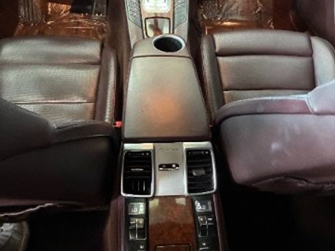 Used 2012 Porsche Panamera 4S image 14