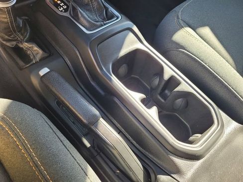 Used 2025 Jeep Wrangler Unlimited Sport S 4xe AWD/4WD image 25