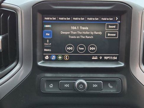 Used 2021 Chevrolet Silverado 1500 Custom Trail Boss w/ LPO, Dark Essentials Package AWD/4WD image 16