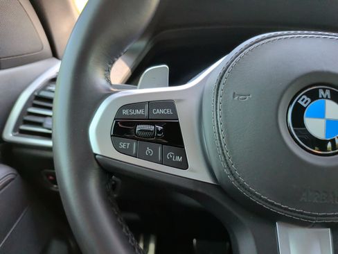 Used 2021 BMW X5 sDrive40i w/ M Sport Package RWD image 23