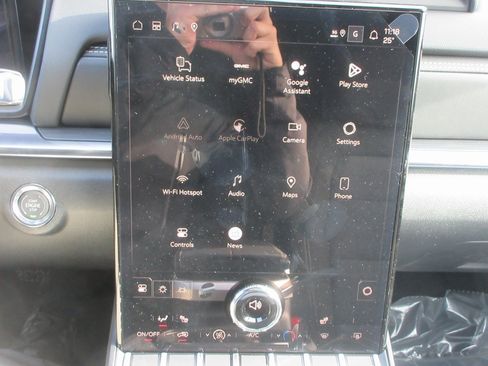 New 2026 GMC Terrain Elevation w/ Black Edition image 16