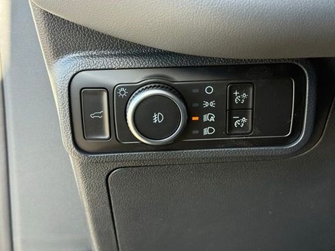 New 2026 Ford Explorer Active w/ Active Comfort Package image 22