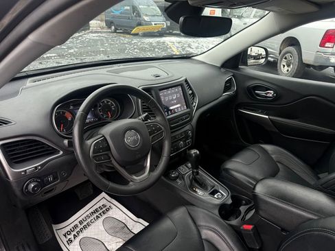 Used 2022 Jeep Cherokee Latitude Lux w/ Sun & Sound Group image 11