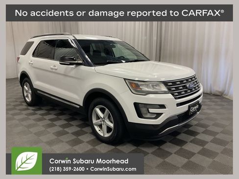 Used 2017 Ford Explorer XLT AWD/4WD image 1