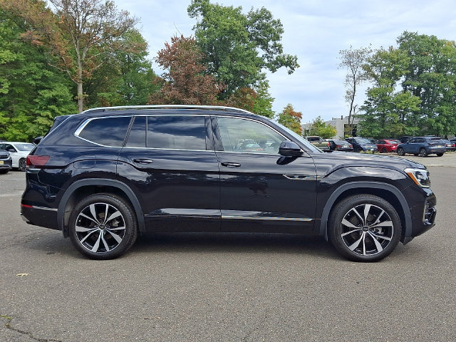 Used 2024 Volkswagen Atlas SEL Premium R-Line AWD/4WD image 12