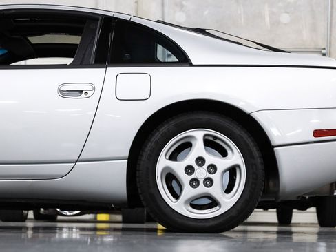 Used 1993 Nissan 300ZX Hatchback RWD image 16